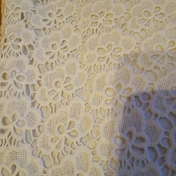 White Crochet Top New - Picture 4 of 7